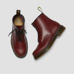 بوت دکتر مارتینز 1460 8 بند اسموت آلبالویی – Dr Martens 1460 Smooth Leather Lace up Boots