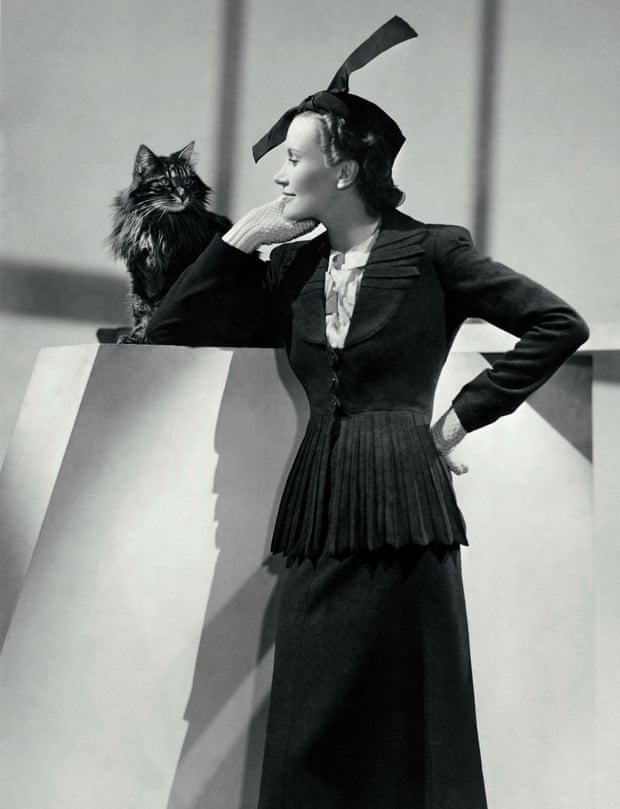 لباس روز طراحی  مارسل روشا سال‌های ۱۹۳۵-۱۹۳۳. عکس: کلکسیون ژرژ ساد / سوفی روشا