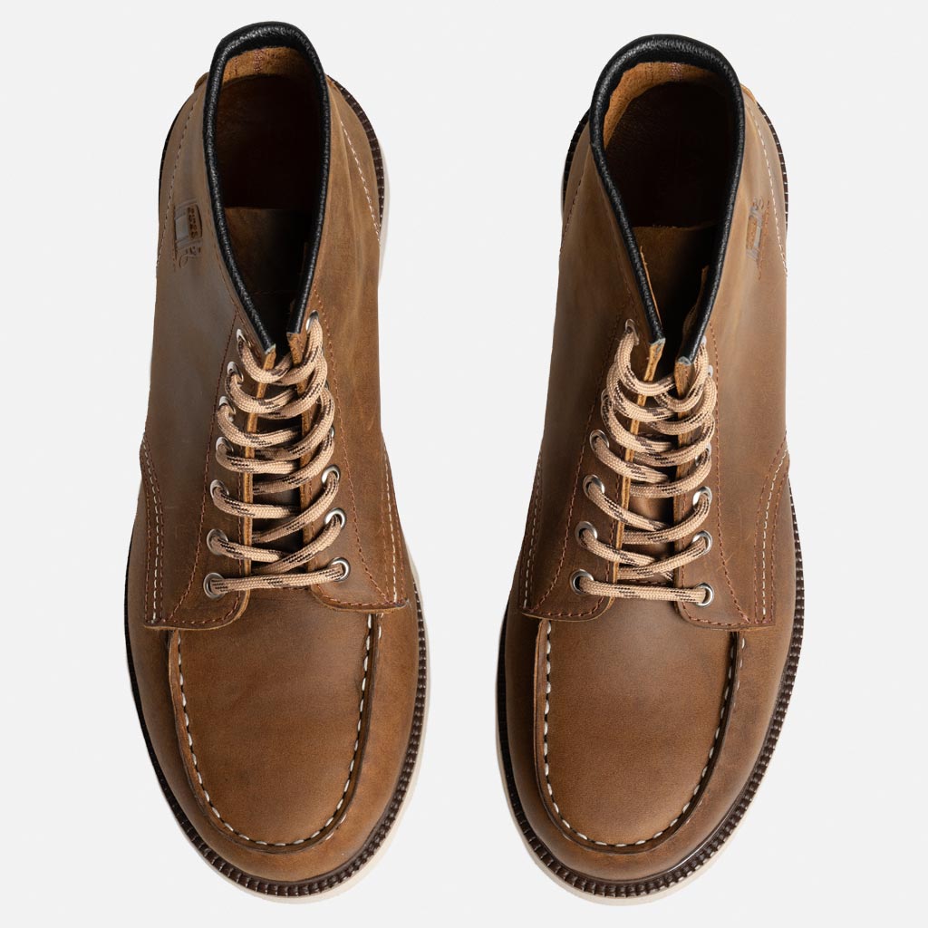 بوت مردانه برند گازولین مدل گاراژ کلاسیک گردویی کریزی بوت مردانه برند گازولین مدل گاراژ کلاسیک گردویی کریزی