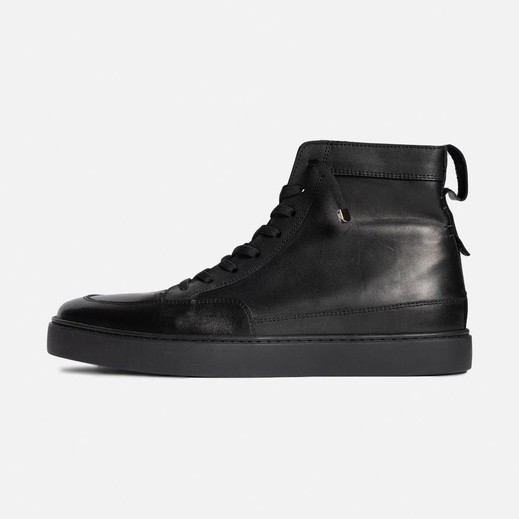 کتانی پیس واکر 2 ساقدار گازولین مشکی کتانی پیس واکر 2 ساقدار گازولین مشکی