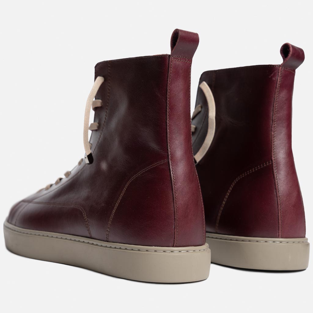 کتانی ولکری ساقدار گازولین زرشکی کتانی ولکری ساقدار گازولین زرشکی