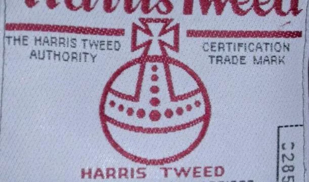 نشان سازمان هریس توید (Harris Tweed authority)
